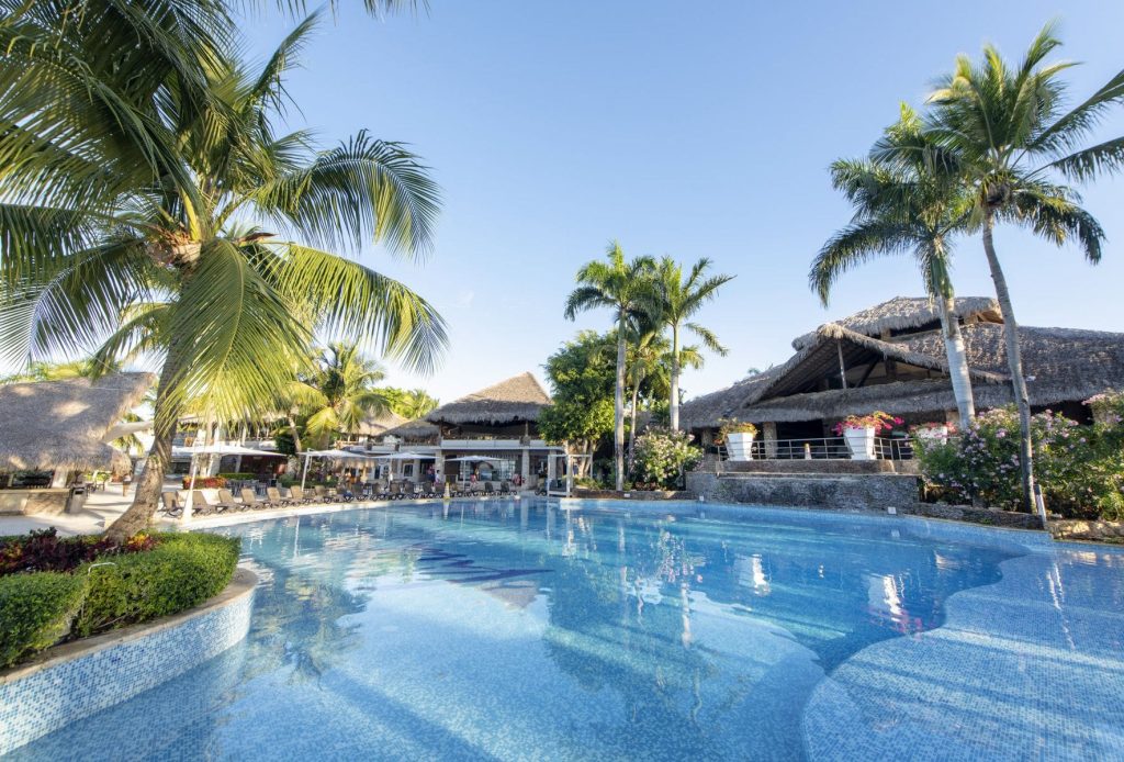 viva-wyndham-dominicus-beach-10